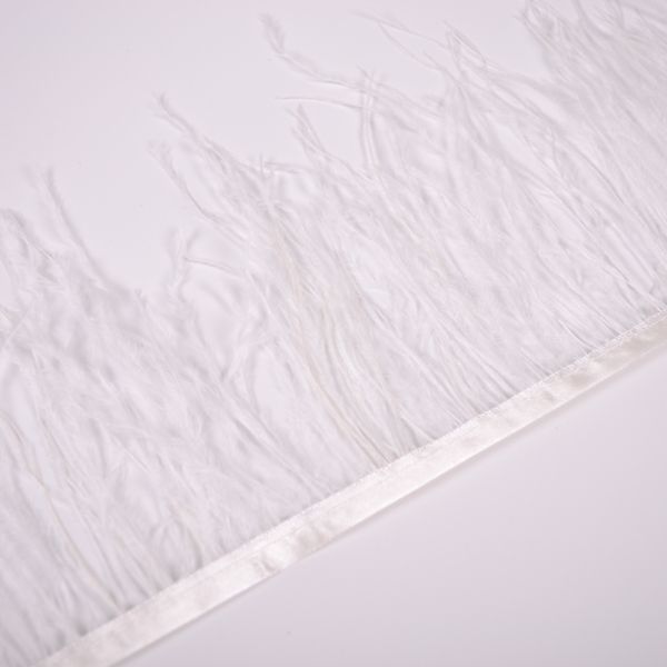 Bandă - pene de struț 10-15 cm albă