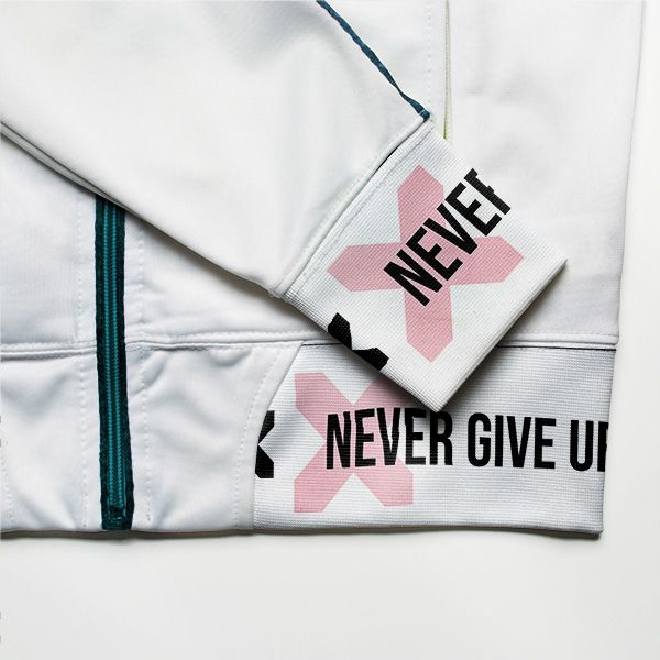 Lezardă/panglică 25mm roz cu text motivațional -  Never give up