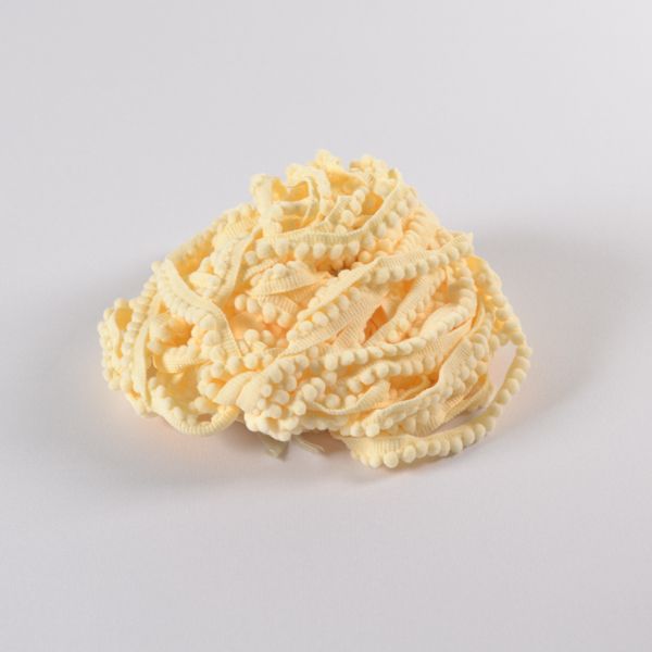 Bandă cu ciucuri 0,5cm culoare ecru / 18,5m