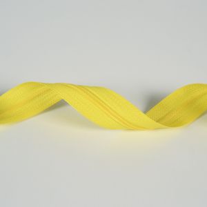 Fermoar TKY spiralat la metru galben de #3 mm, fără cursor